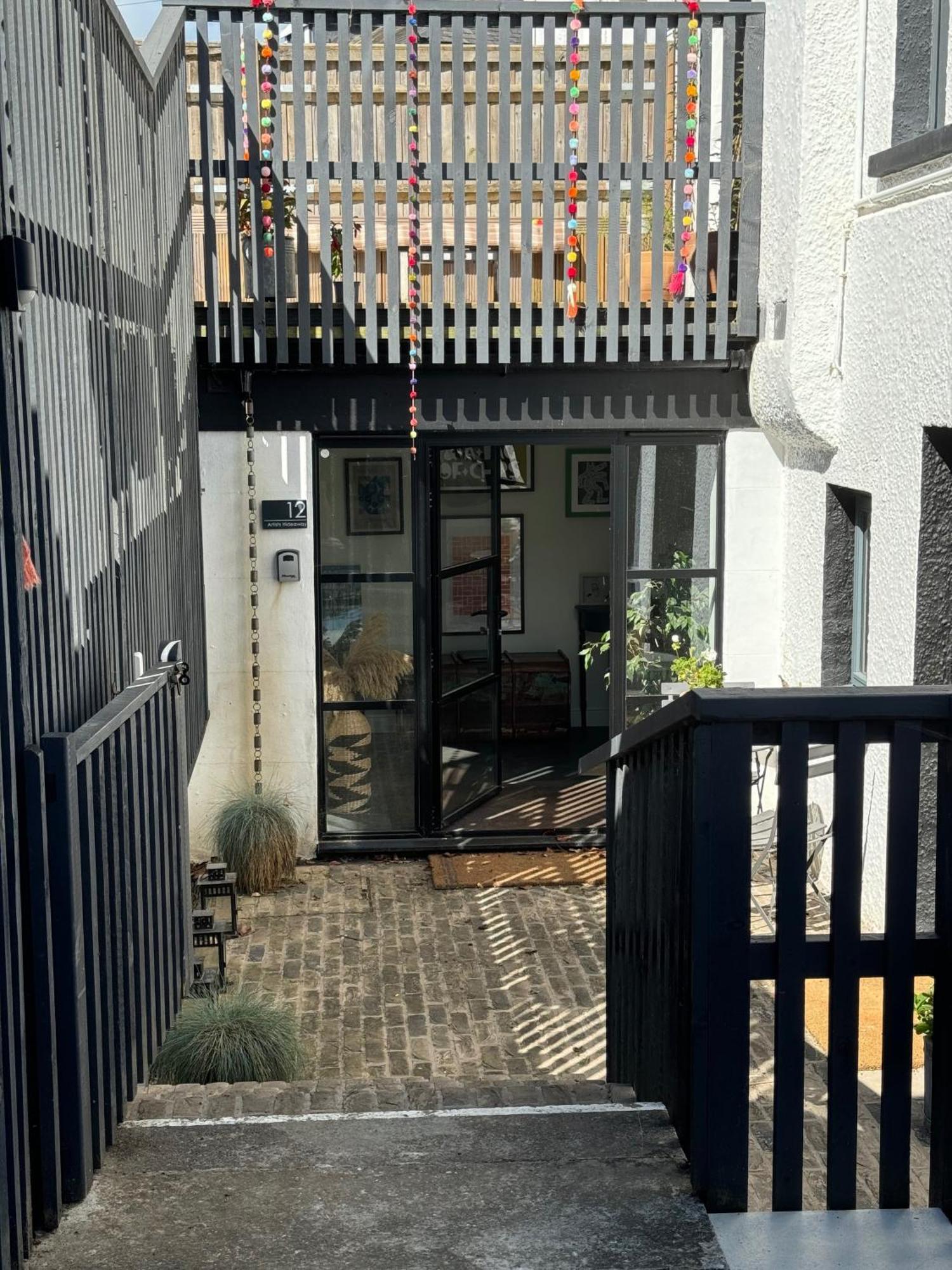 Artists Hideaway Apartment Battle Exterior photo