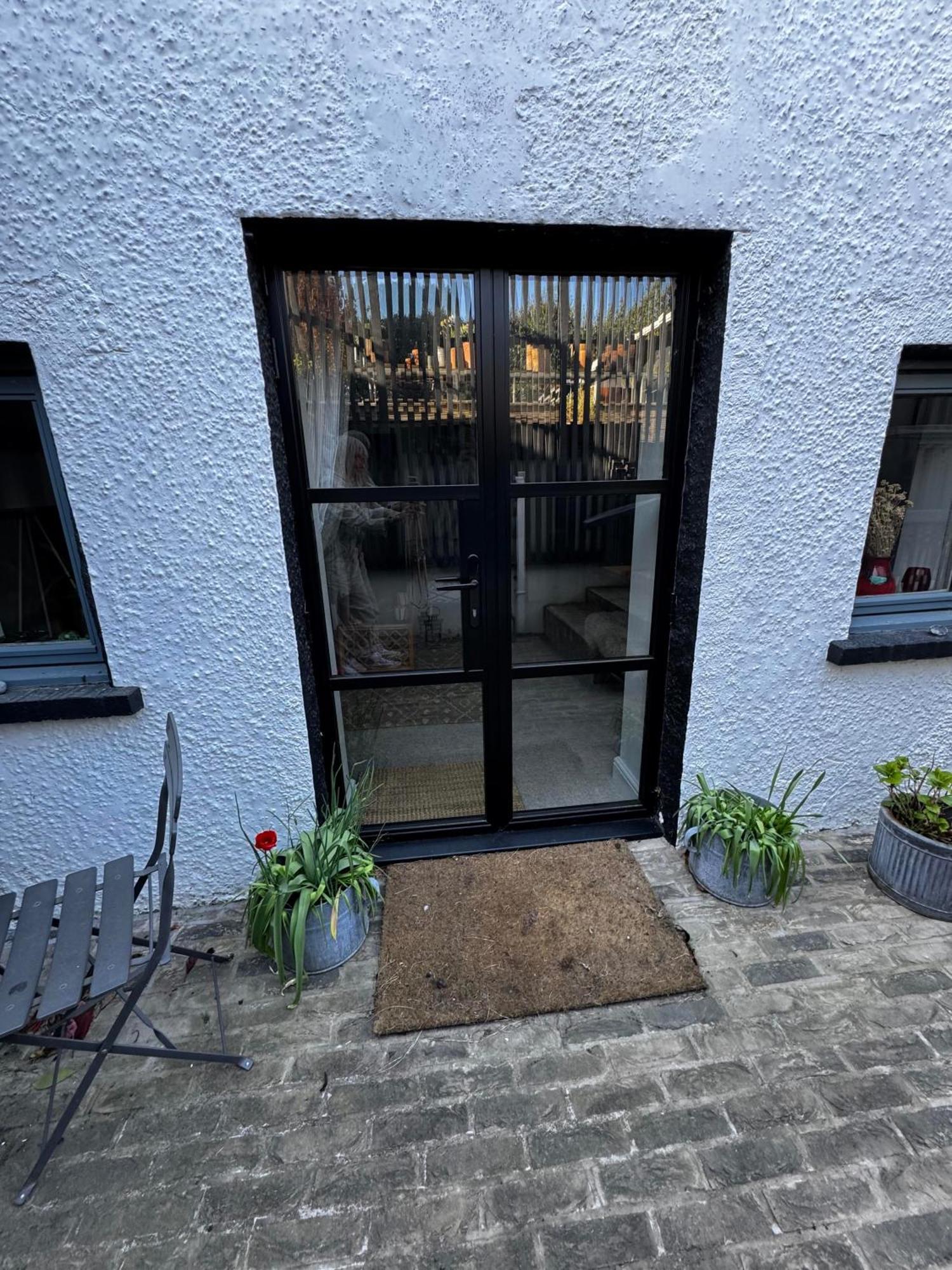 Artists Hideaway Apartment Battle Exterior photo